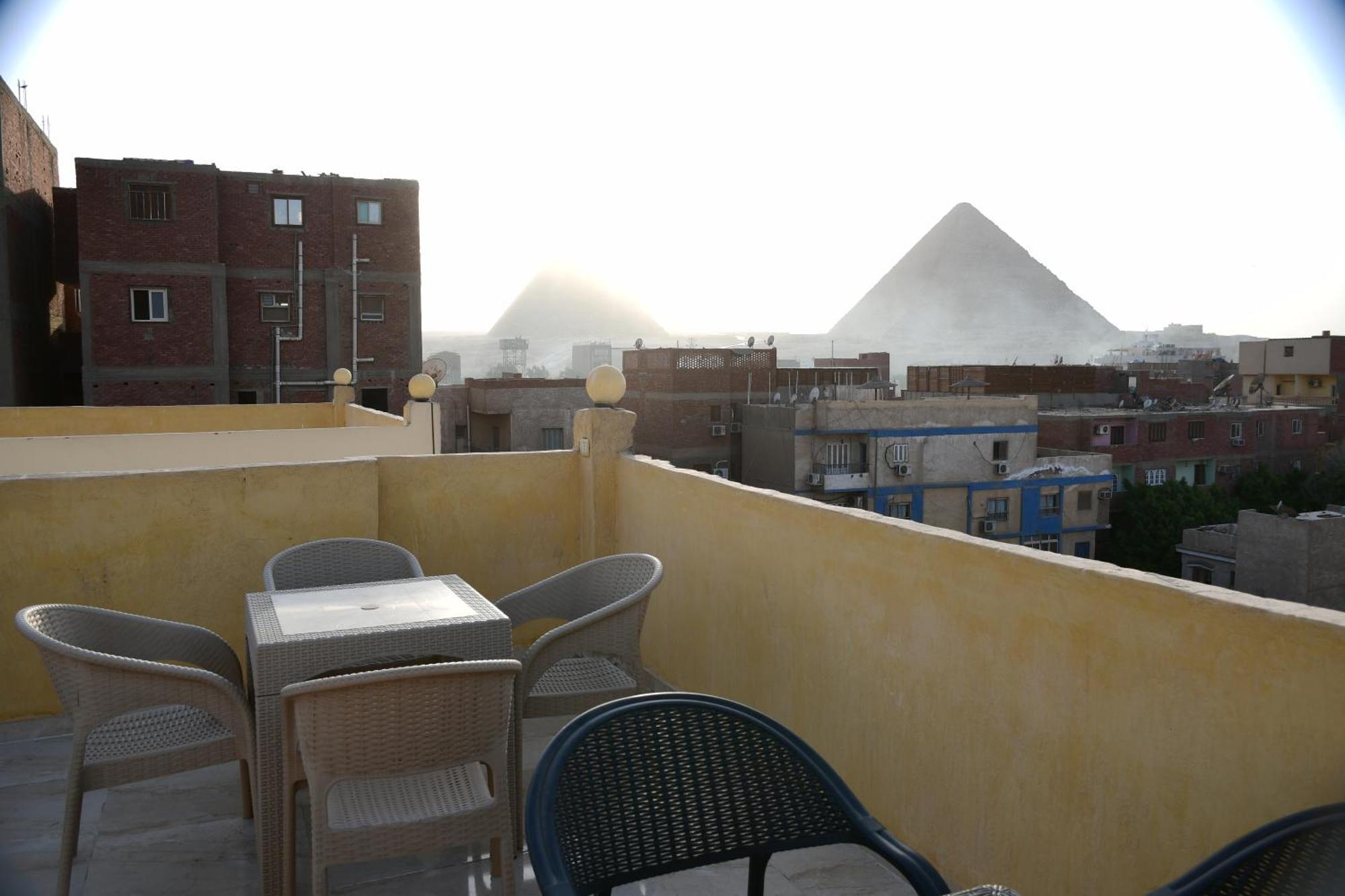 Grand Golden Pyramids View Hotel Kafret el-Gabal Exteriér fotografie