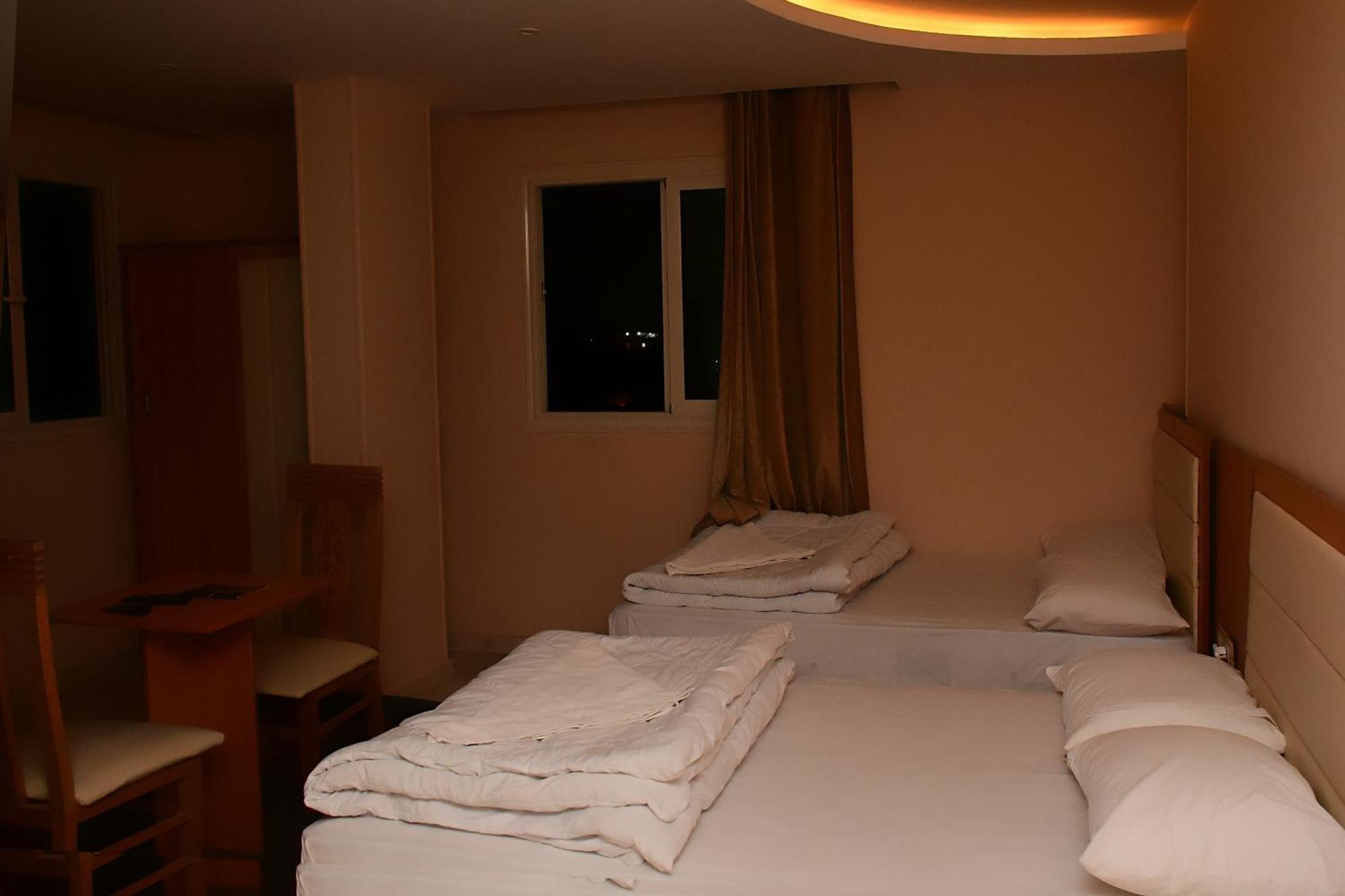 Grand Golden Pyramids View Hotel Kafret el-Gabal Exteriér fotografie